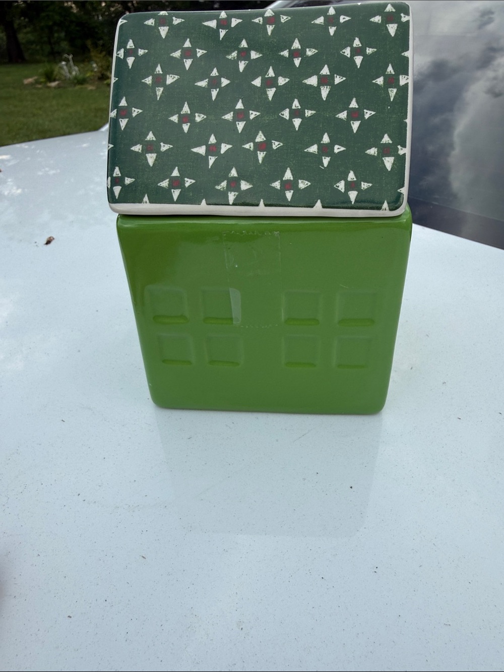 Green Ceramic Storage Jar with Patterned Lid